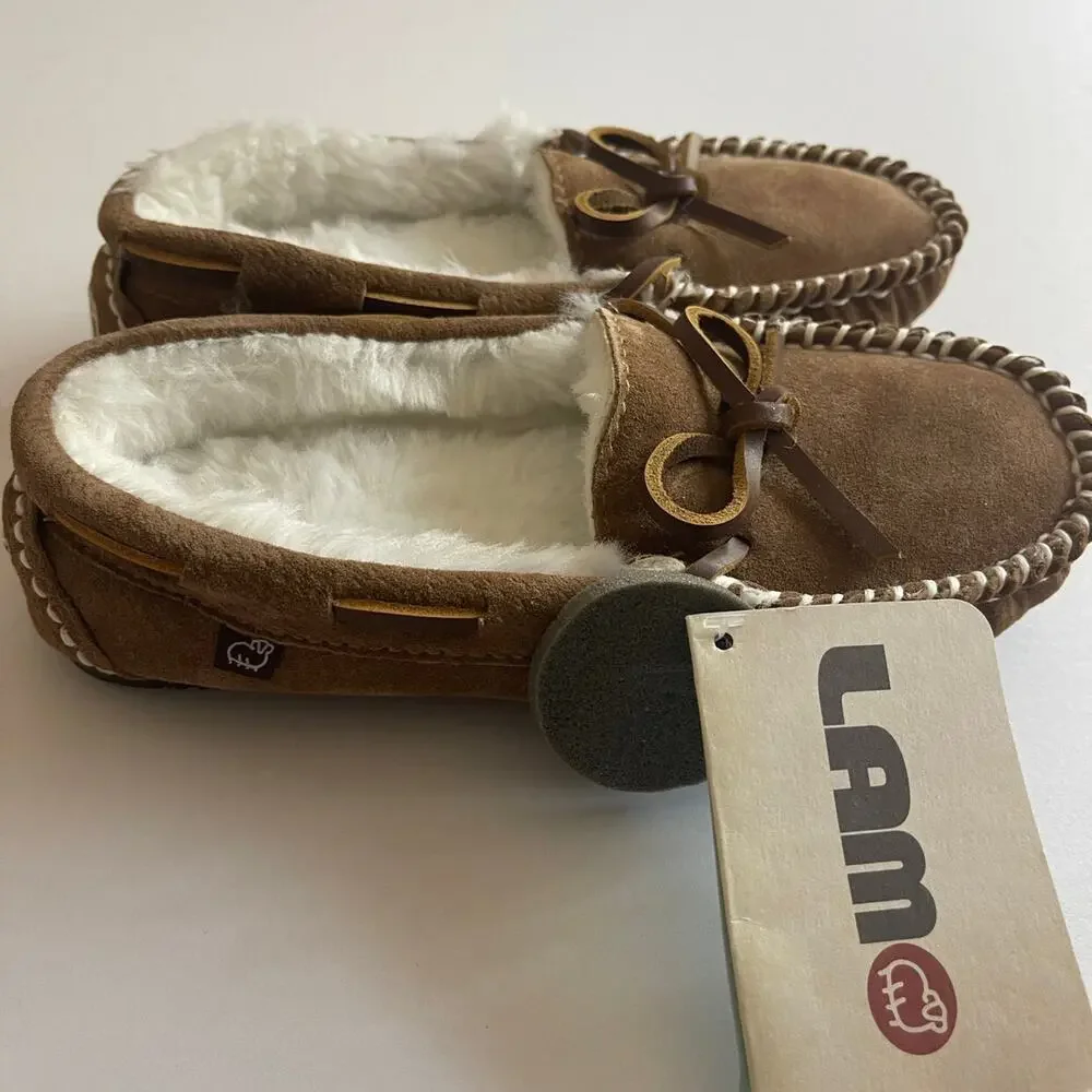 NWT Lamo Moc Slippers 1Y